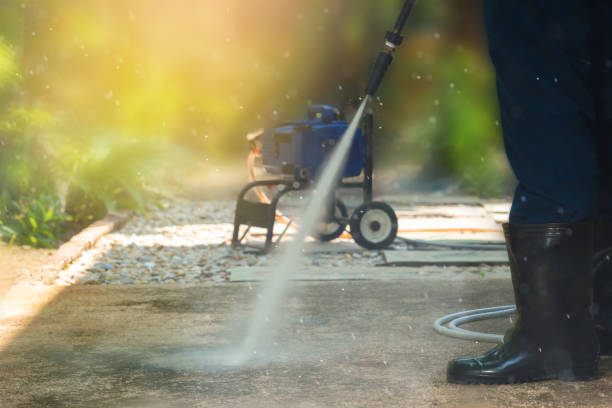 Best Sidewalk and Walkway Cleaning  in Queens Gate, PA